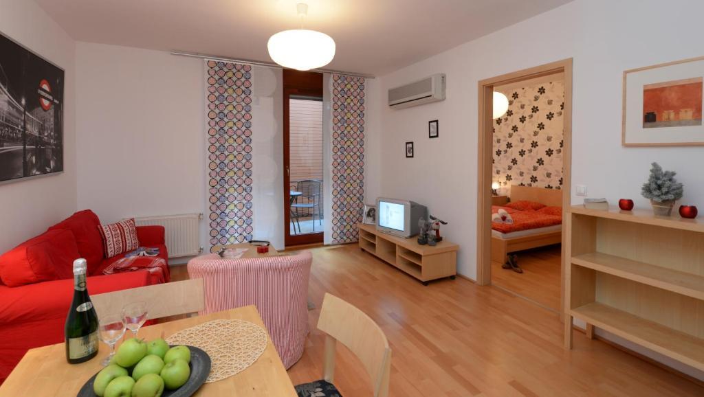 Aboriginal Budapest Apartments Bagian luar foto