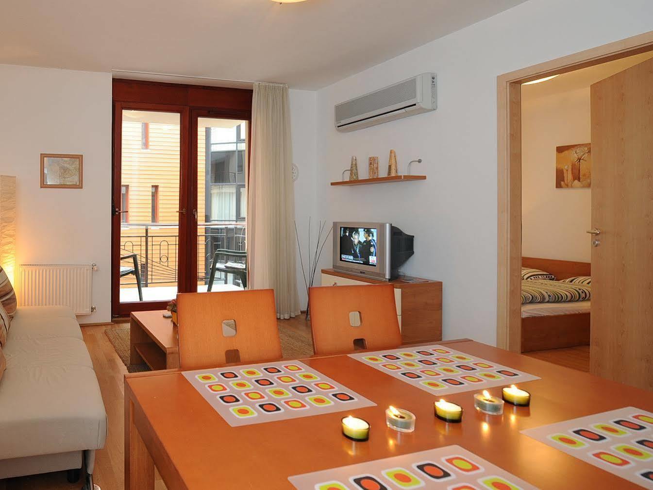 Aboriginal Budapest Apartments Bagian luar foto