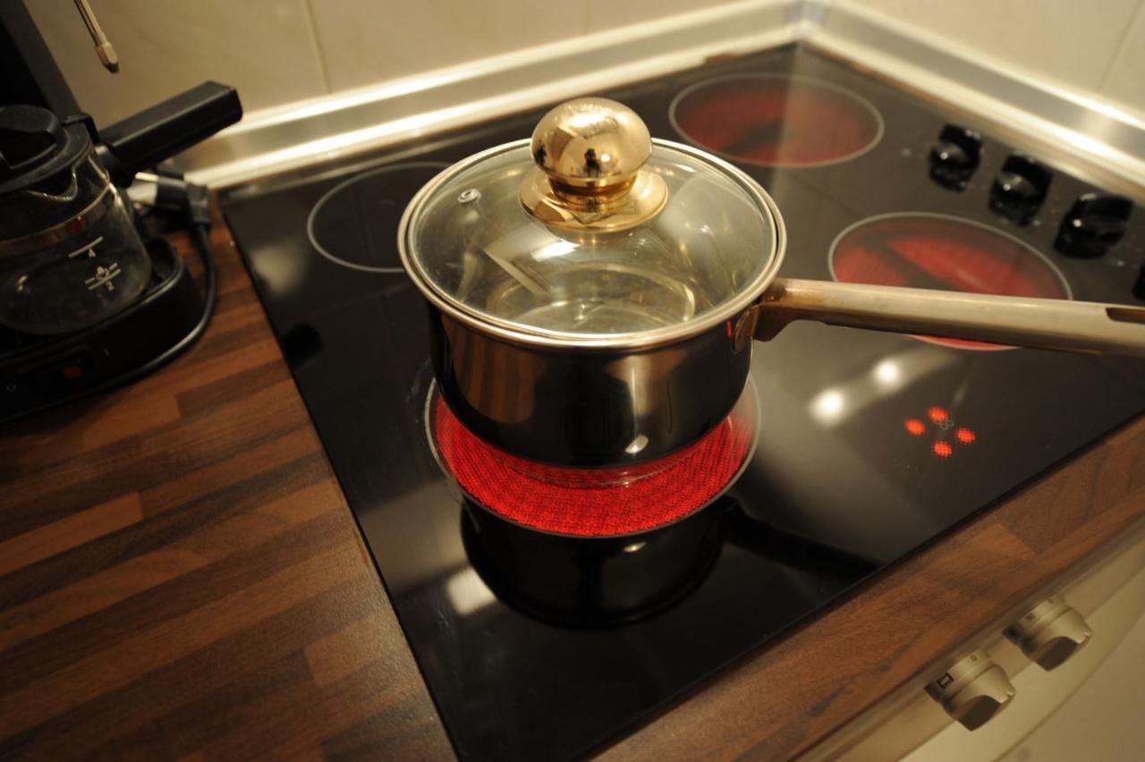 Aboriginal Budapest Apartments Bagian luar foto
